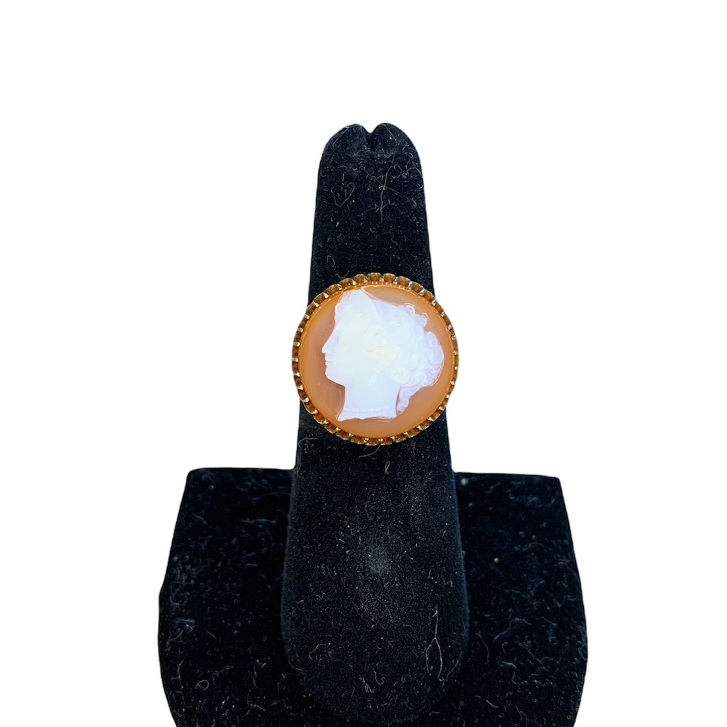 Yellow Gold Cameo Ring